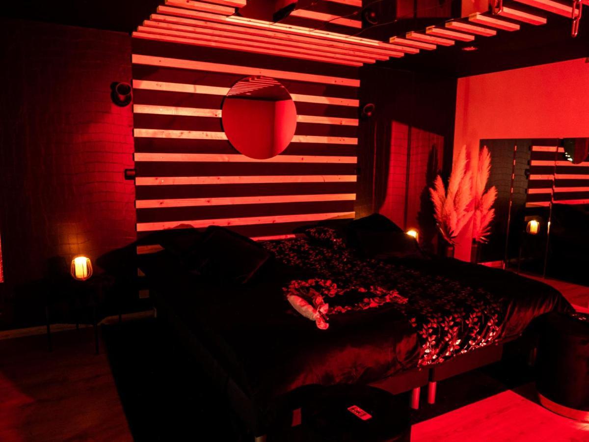 Douceur Du Charme - Love-Room A Charmes Entre Epinal Et Nancy Zewnętrze zdjęcie